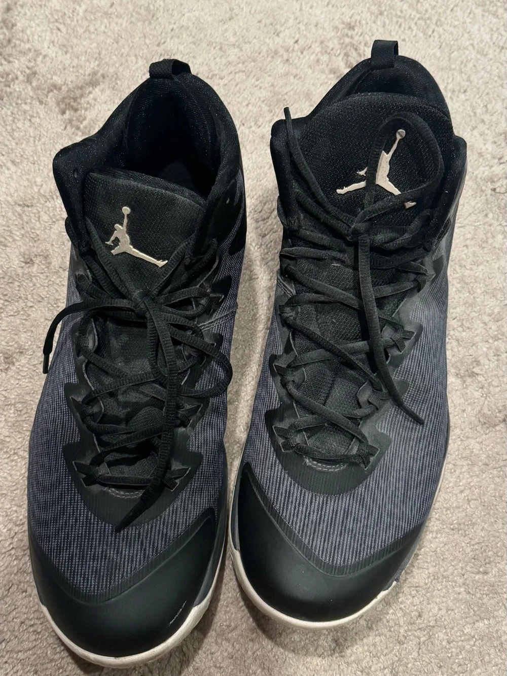 Jordan Men's Mid-Top Basketball Shoes - Black & White